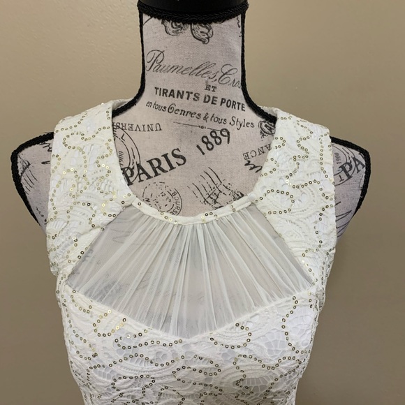 City Triangles White Ivory Gold Sequined Sleeveless Dress Size 5 - Picture 2 of 15